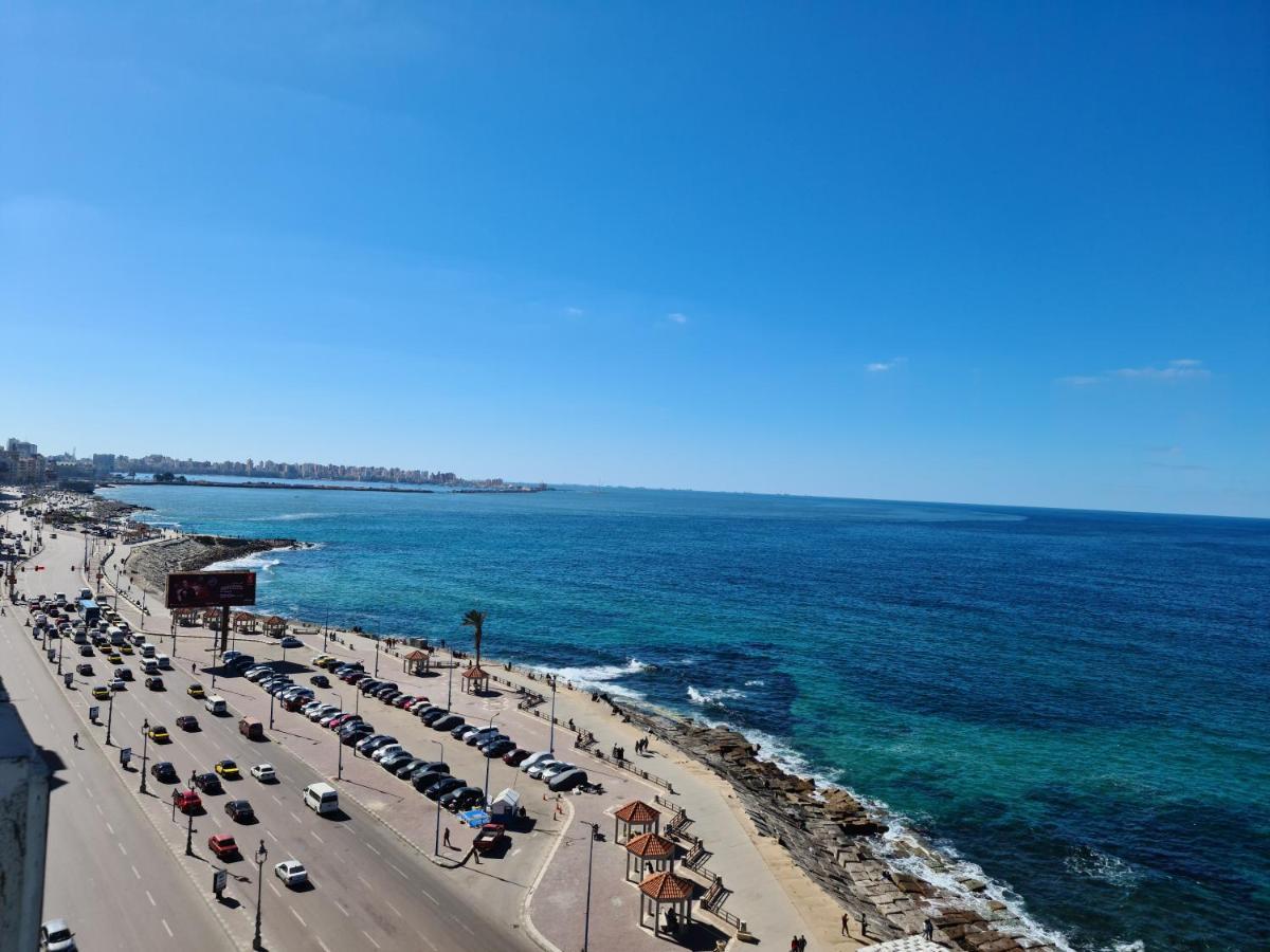 Appartamento Midpoint Sea View - Families Only Alessandria Esterno foto