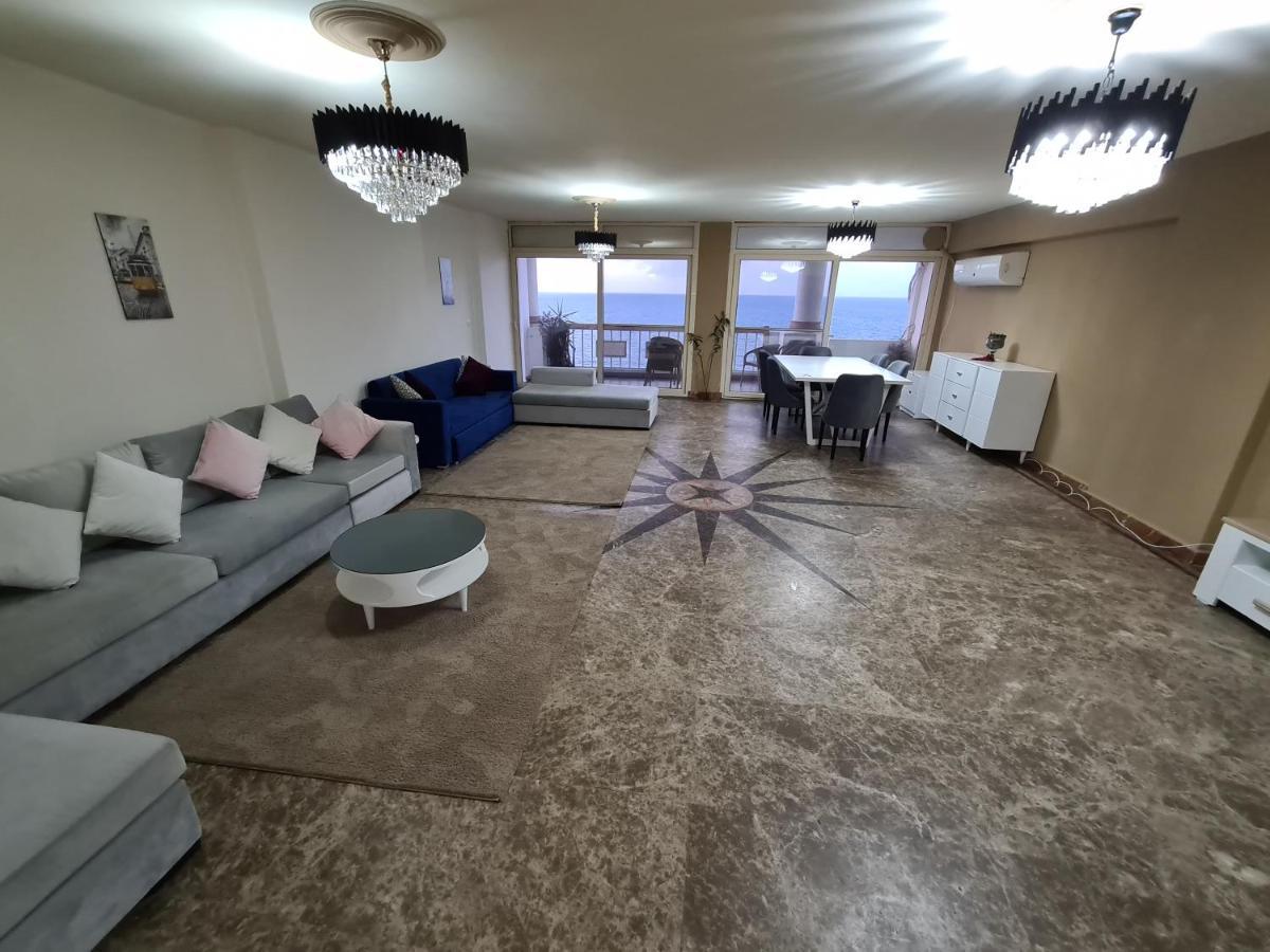 Appartamento Midpoint Sea View - Families Only Alessandria Esterno foto