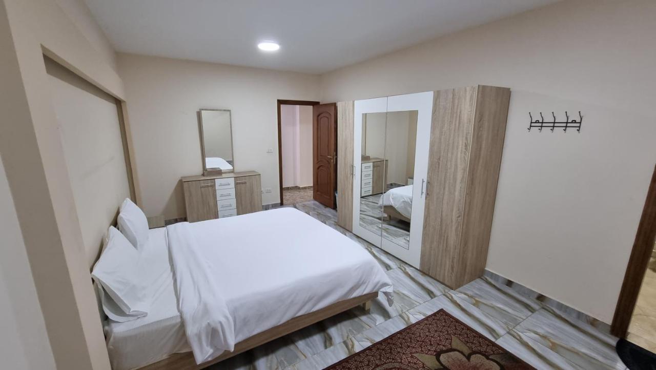 Appartamento Midpoint Sea View - Families Only Alessandria Esterno foto