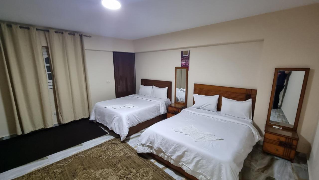 Appartamento Midpoint Sea View - Families Only Alessandria Esterno foto