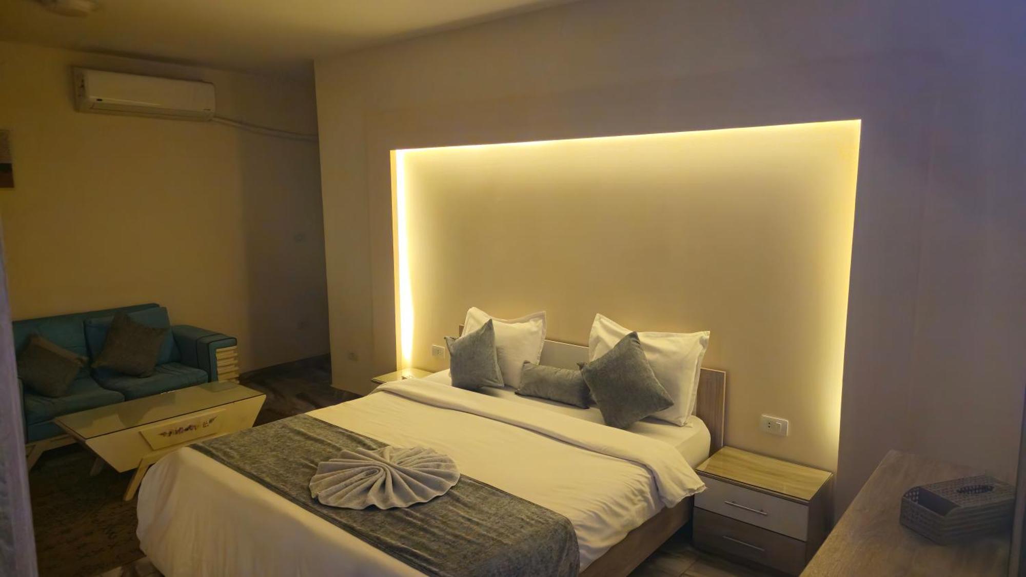 Appartamento Midpoint Sea View - Families Only Alessandria Esterno foto